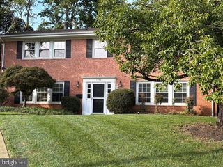1040 WARBLER, Mclean, VA 22101