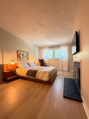 1100 Salem St 96, Lynnfield, MA 01940