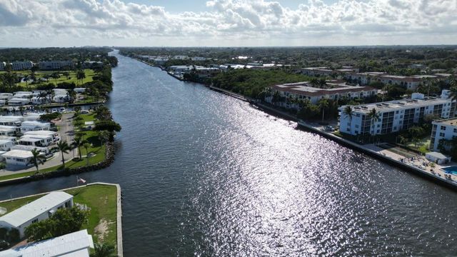 203 S Ibis Drive R, Briny Breezes, FL 33435