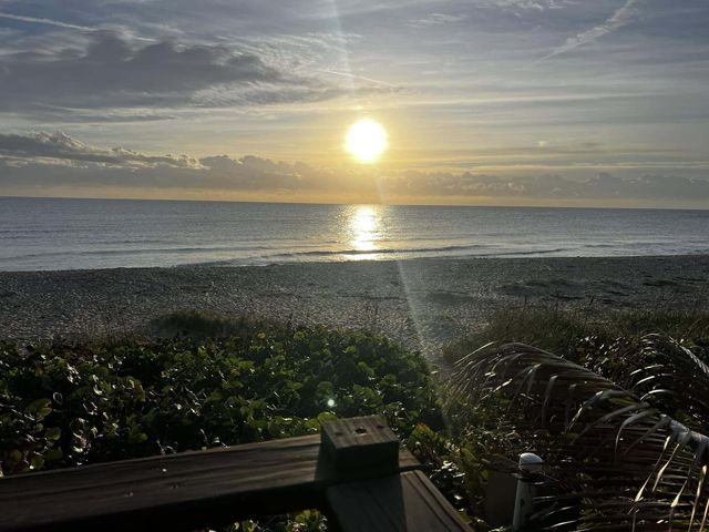 203 S Ibis Drive R, Briny Breezes, FL 33435