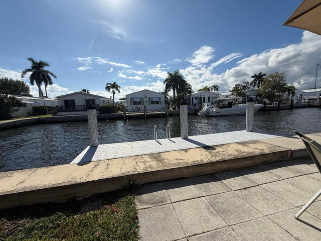 203 S Ibis Drive R, Briny Breezes, FL 33435