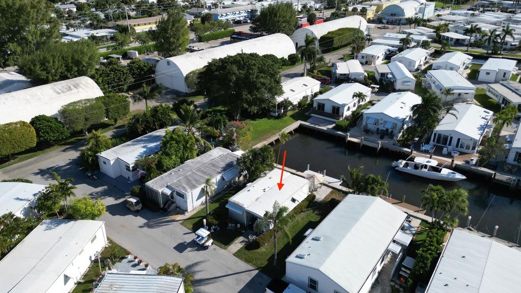 203 S Ibis Drive R, Briny Breezes, FL 33435