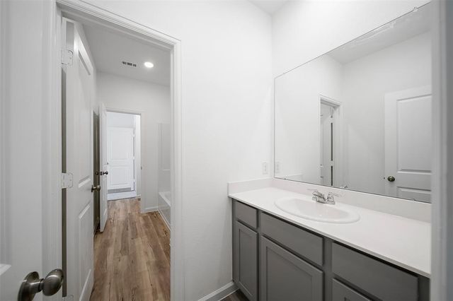 3820 Moss Hill Road, Rosenberg, TX 77469