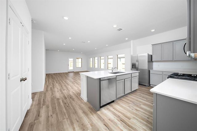 3820 Moss Hill Road, Rosenberg, TX 77469