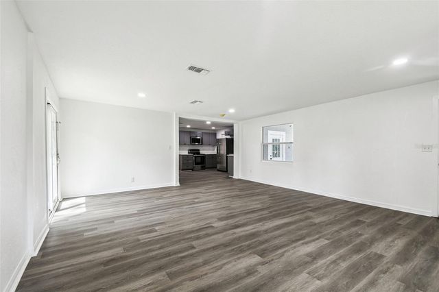 6502 N 31ST STREET, Tampa, FL 33610