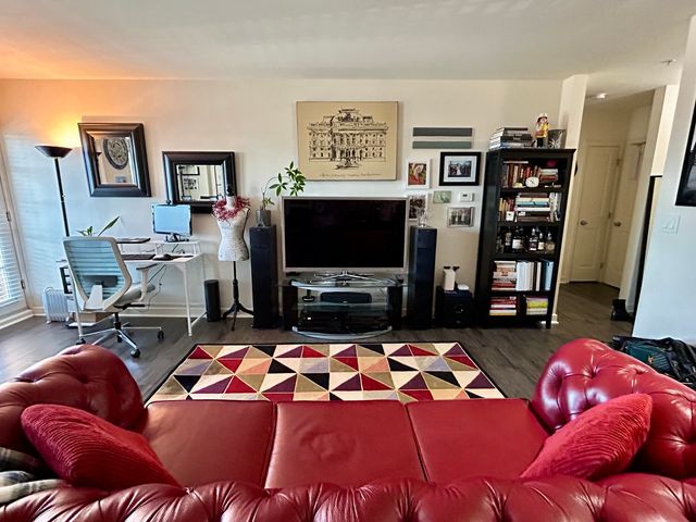 1849 Green Bay Road 2E, Highland Park, IL 60035