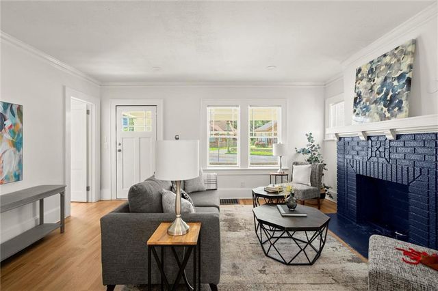 1003 Cascade SW Road, Atlanta, GA 30311