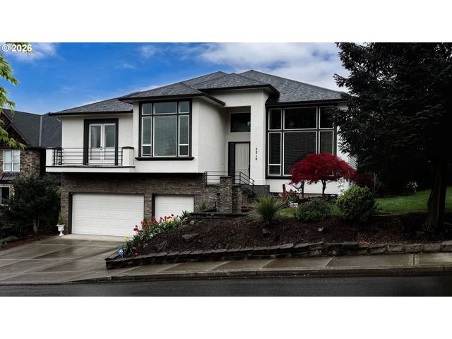 5219 Nw FERNRIDGE Dr, Camas, WA 98607