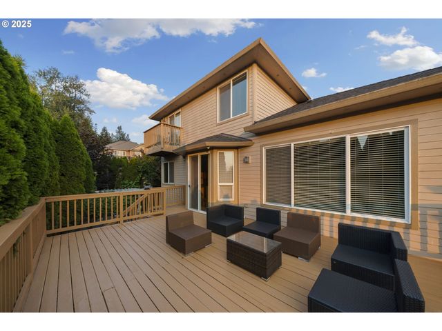 5219 Nw FERNRIDGE Dr, Camas, WA 98607