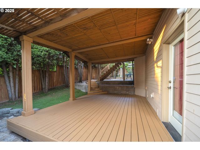 5219 Nw FERNRIDGE Dr, Camas, WA 98607