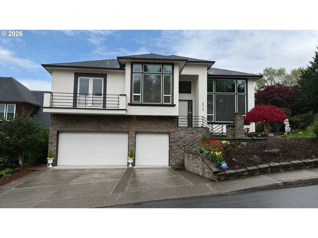 5219 Nw FERNRIDGE Dr, Camas, WA 98607