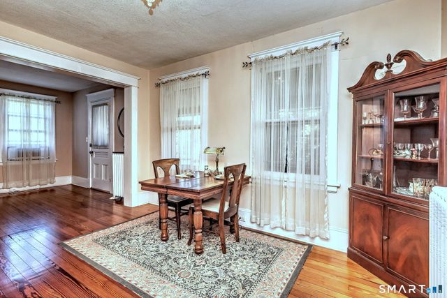 33 Loomis Street, Milford, CT 06460