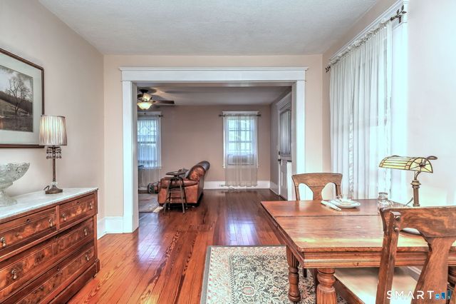 33 Loomis Street, Milford, CT 06460