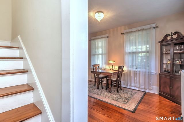 33 Loomis Street, Milford, CT 06460