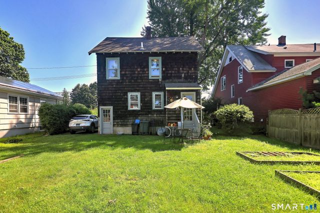 33 Loomis Street, Milford, CT 06460