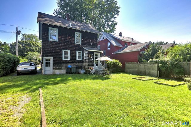 33 Loomis Street, Milford, CT 06460