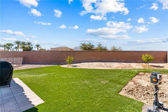 1730 Deep Valley Avenue, North Las Vegas, NV 89084