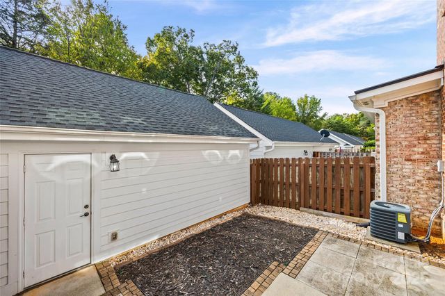 8408 Indigo Row, Charlotte, NC 28277