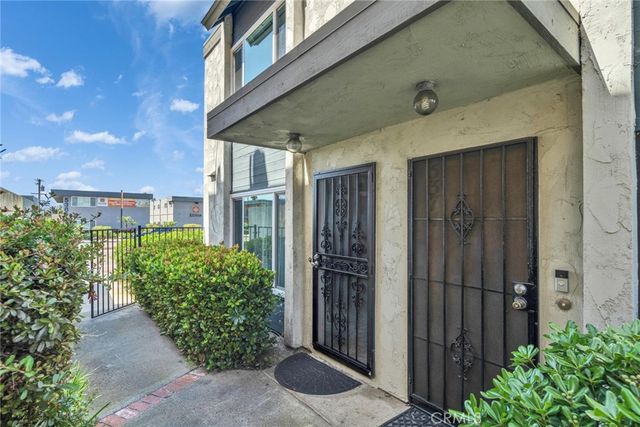 5372 Clairemont Mesa Blvd, San Diego, CA 92117