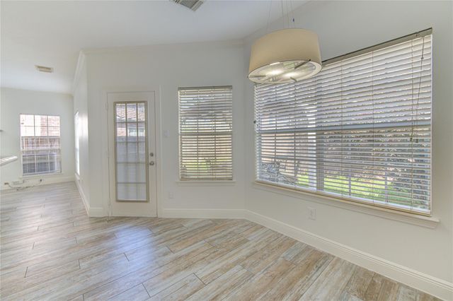 1115 Enclave Square E, Houston, TX 77077