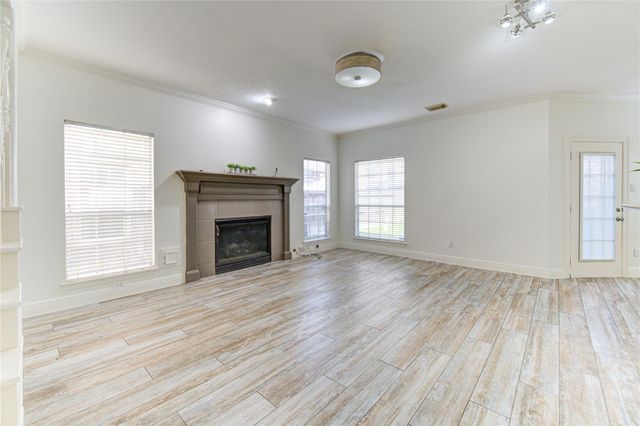 1115 Enclave Square E, Houston, TX 77077