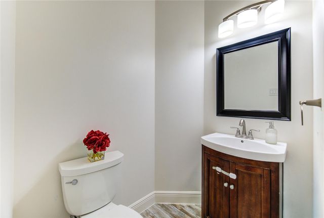 1115 Enclave Square E, Houston, TX 77077