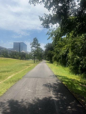 1115 Enclave Square E, Houston, TX 77077