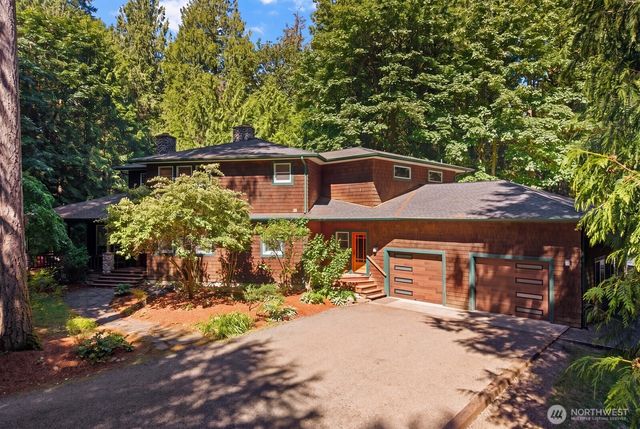 14677 Sivertson Road NE, Bainbridge Island, WA 98110
