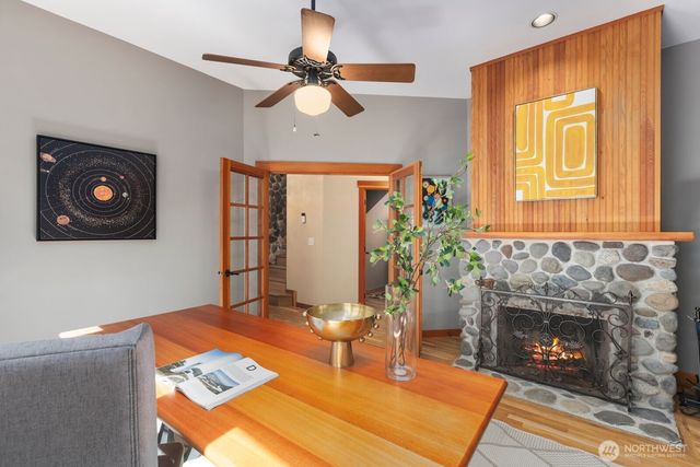 14677 Sivertson Road NE, Bainbridge Island, WA 98110