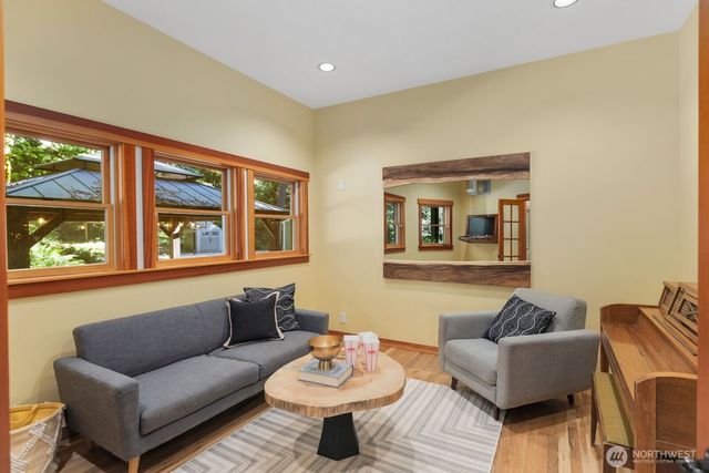 14677 Sivertson Road NE, Bainbridge Island, WA 98110