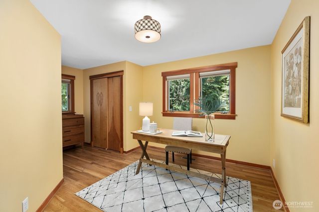 14677 Sivertson Road NE, Bainbridge Island, WA 98110