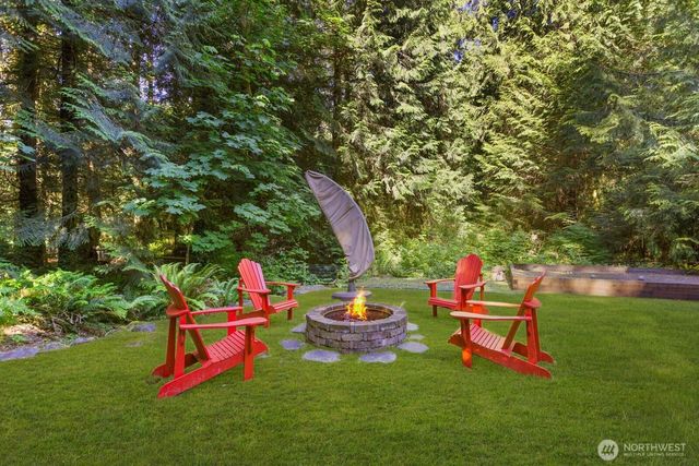 14677 Sivertson Road NE, Bainbridge Island, WA 98110