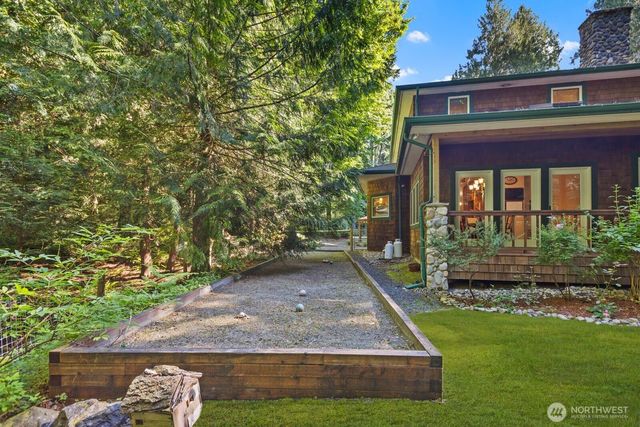 14677 Sivertson Road NE, Bainbridge Island, WA 98110