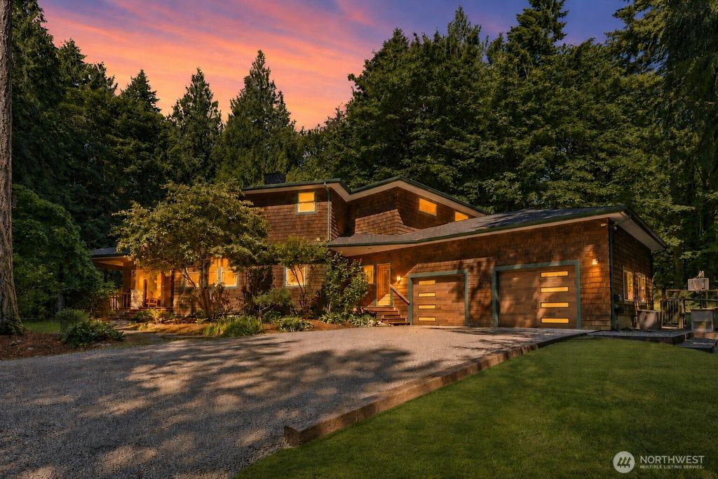 14677 Sivertson Road NE, Bainbridge Island, WA 98110