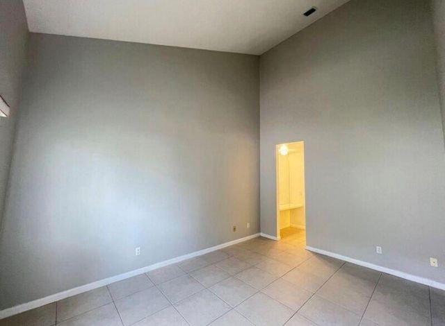 10225 NW 33rd Street, Sunrise, FL 33351