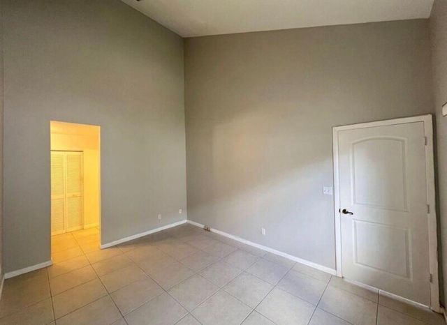 10225 NW 33rd Street, Sunrise, FL 33351