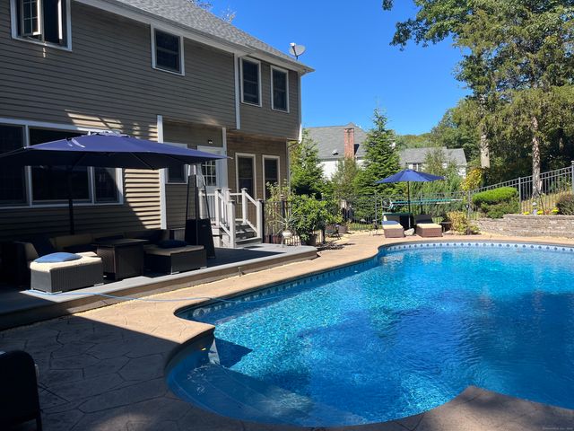 20 Blanket Meadow Road, Monroe, CT 06468