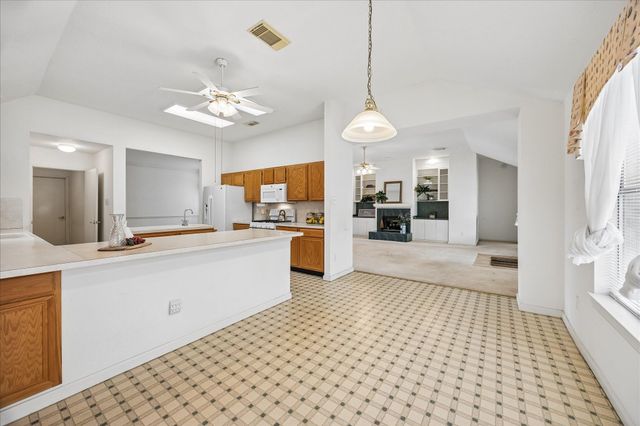 2726 N Larkspur Circle, Pearland, TX 77584