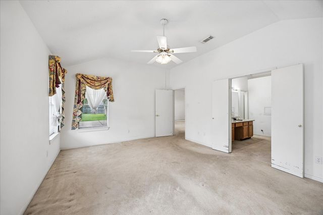 2726 N Larkspur Circle, Pearland, TX 77584
