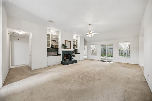 2726 N Larkspur Circle, Pearland, TX 77584