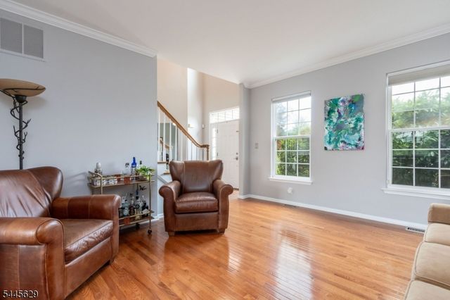 38 Music Mountain Blvd, West Amwell Twp., NJ 08530