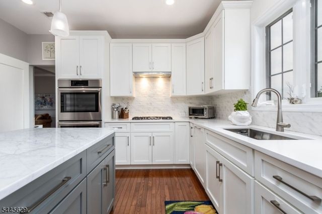 38 Music Mountain Blvd, West Amwell Twp., NJ 08530