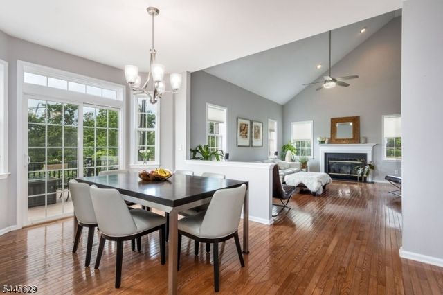 38 Music Mountain Blvd, West Amwell Twp., NJ 08530