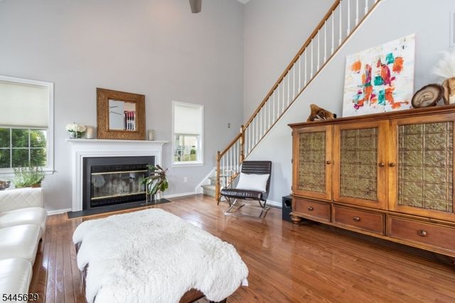 38 Music Mountain Blvd, West Amwell Twp., NJ 08530