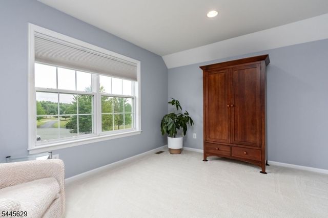 38 Music Mountain Blvd, West Amwell Twp., NJ 08530