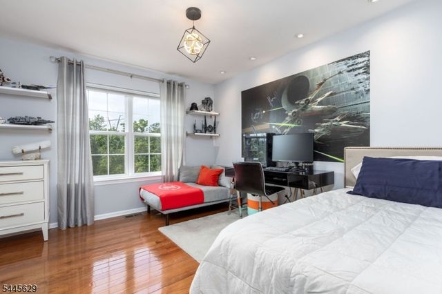 38 Music Mountain Blvd, West Amwell Twp., NJ 08530