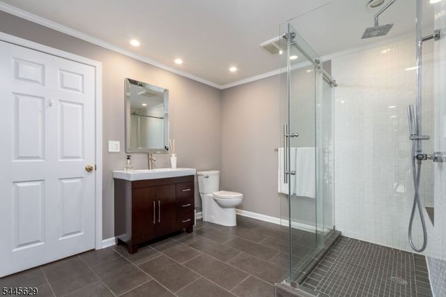 38 Music Mountain Blvd, West Amwell Twp., NJ 08530