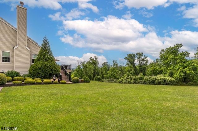 38 Music Mountain Blvd, West Amwell Twp., NJ 08530