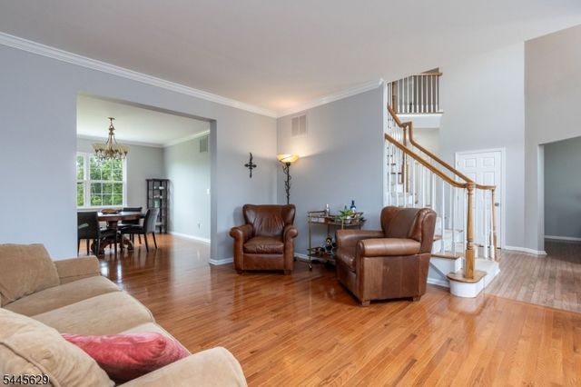 38 Music Mountain Blvd, West Amwell Twp., NJ 08530