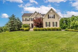 38 Music Mountain Blvd, West Amwell Twp., NJ 08530